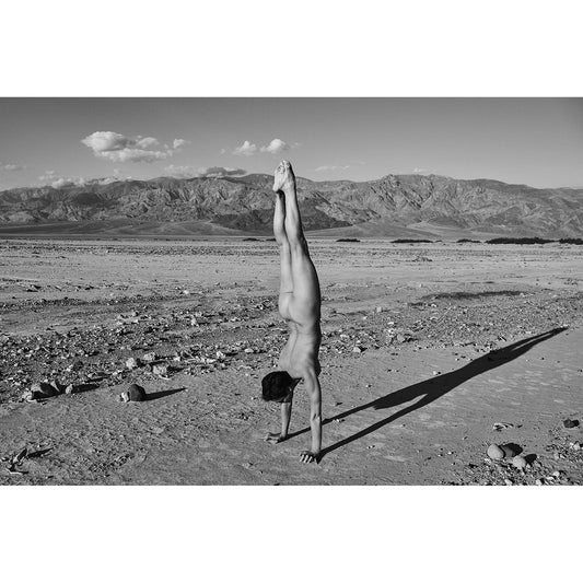 FINE ART PRINT "Equilibre" / Nina, Death Valley 2017